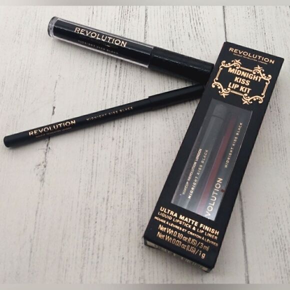 2 Revolution Midnight Kiss Black Matte Lipgloss & Lip Liner New in the box - Picture 9 of 10